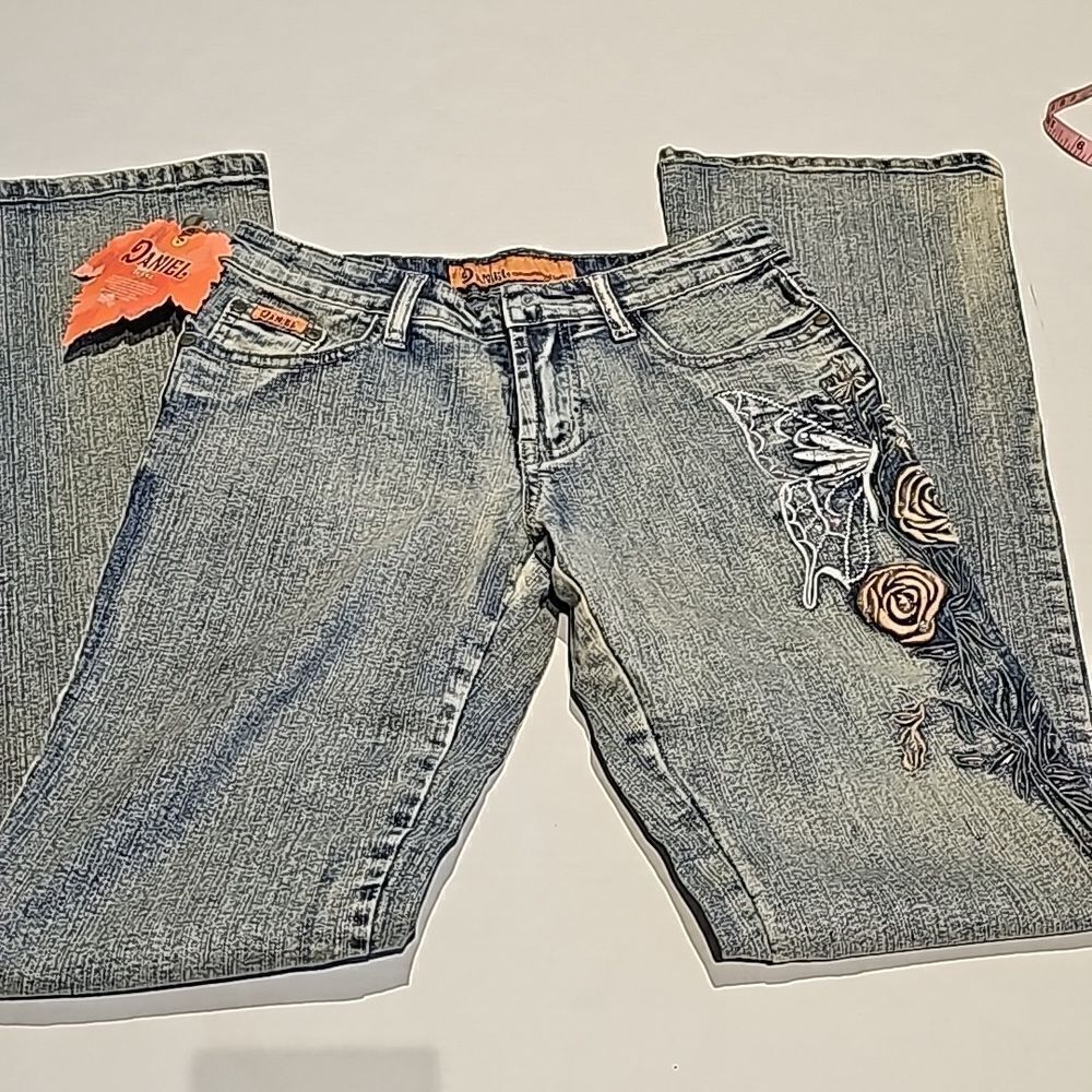 Denim embellished 5 pocket jeans size 3/4 by Daniel